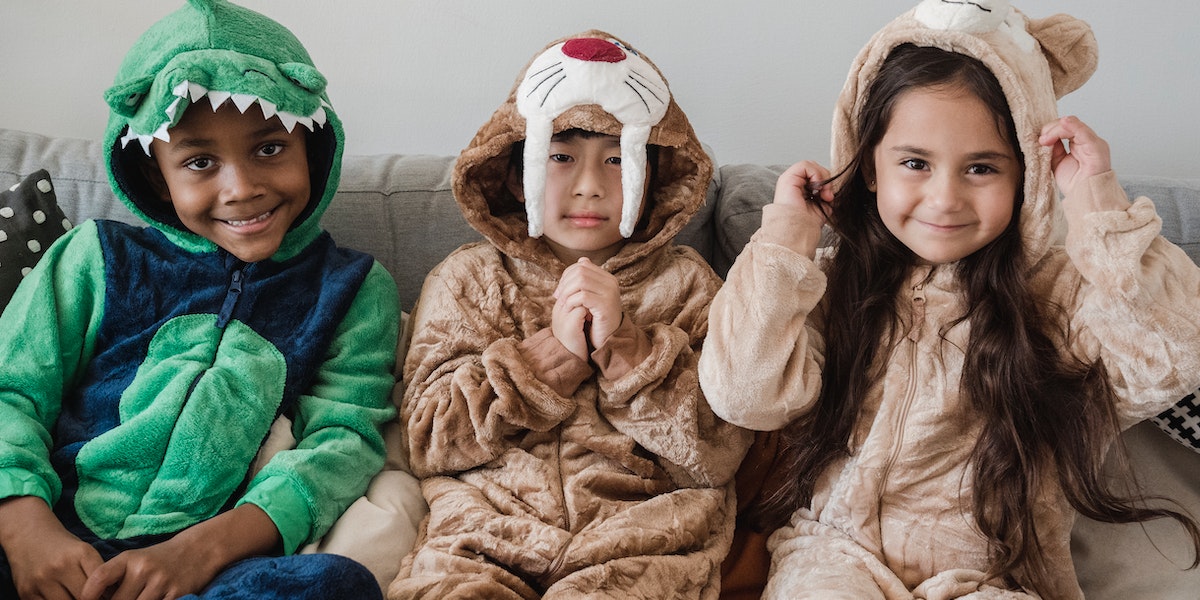 CAN YOU GET LICE FROM A SECONDHAND HALLOWEEN COSTUME? My Hair Helpers