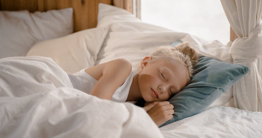are head lice more active at night?